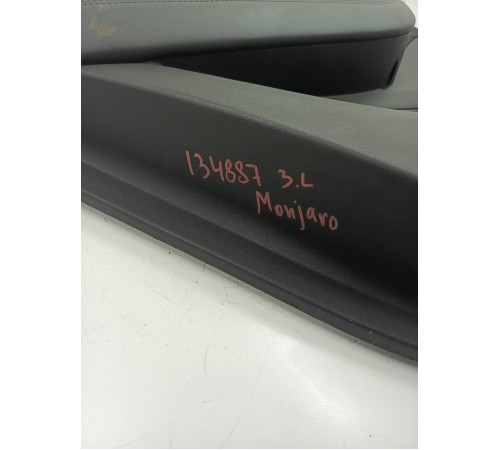 Обшивка двери задняя левая