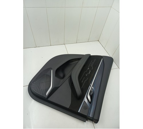 Обшивка двери задняя левая