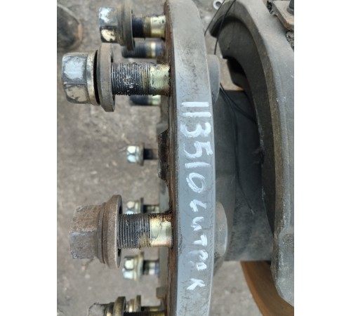 Ступица передняя правая