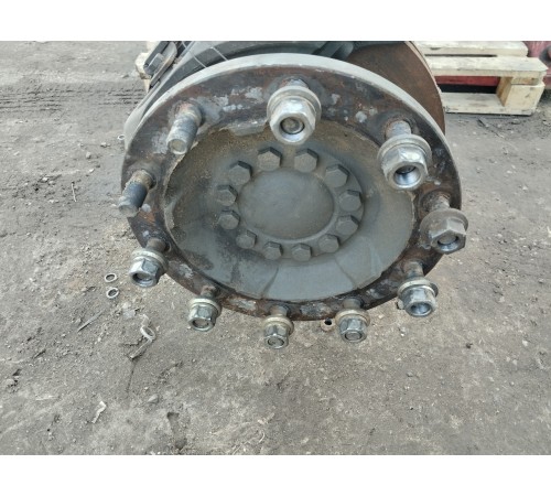 Ступица передняя правая