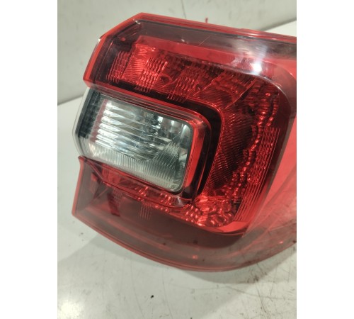 Фонарь (задний правый)