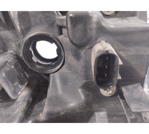 Фонарь (задний правый)