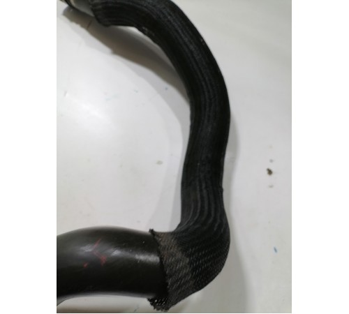 Патрубок  охлаждения верхний