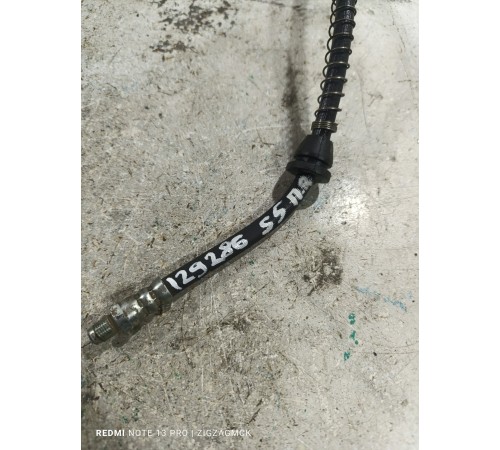 Тормозной шланг передний правый