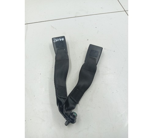 Ответная часть ремня безопасности задняя