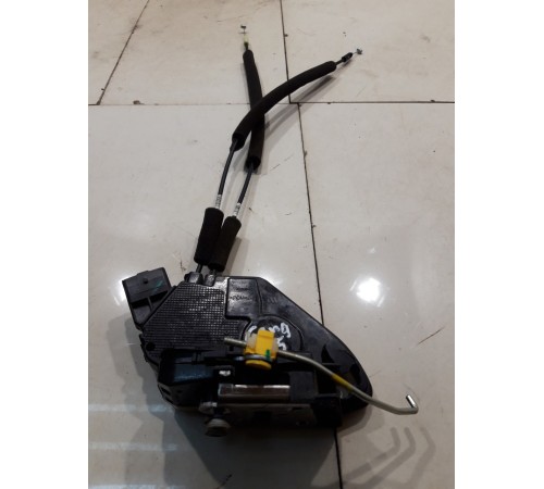 Замок двери (задний, левый)