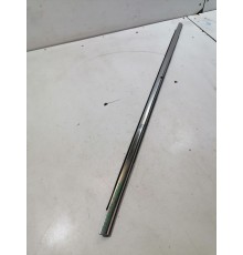 Уплотнитель стекла задний левый внешний