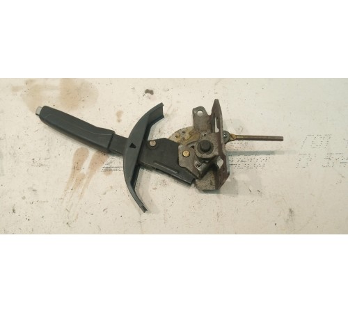 Рычаг стояночного тормоза