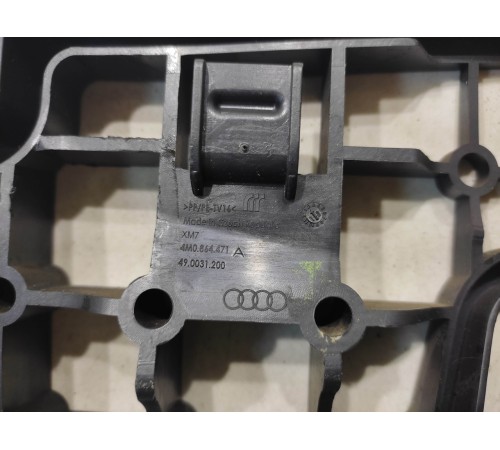 Опора напольного покрытия (левая)