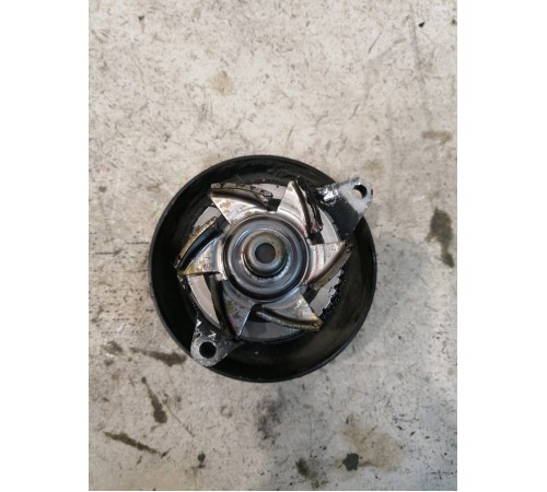 Насос водяной (помпа)