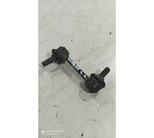 Стойка стабилизатора передняя