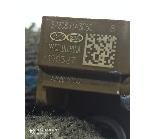 Датчик удара (передний левый)