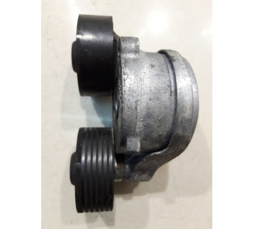 Ролик-натяжитель