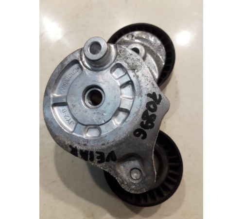 Ролик-натяжитель