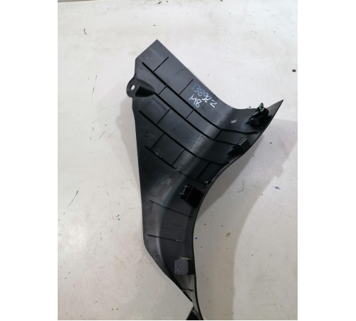 Накладка передней стойки двери левая внутренняя