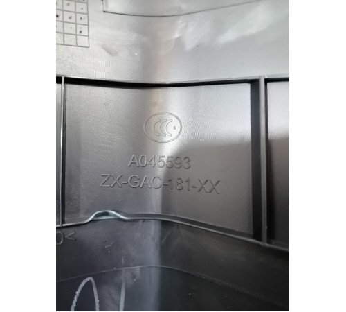 Накладка передней стойки двери левая внутренняя