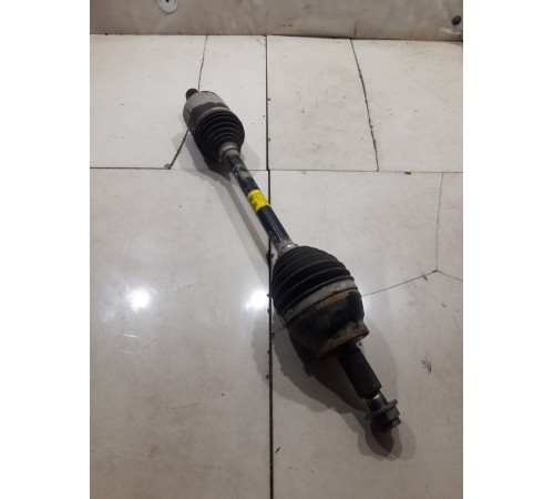 Привод(полуось) передний левый