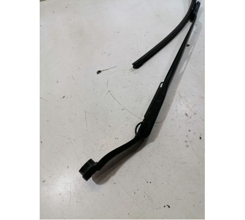 Поводок левый