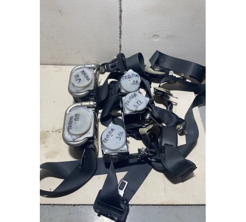 Ремень безопасности