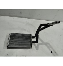 Радиатор отопителя передний