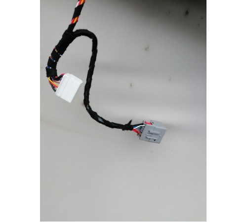 Стекло панорамного люка заднее