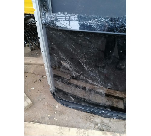 Стекло панорамного люка заднее