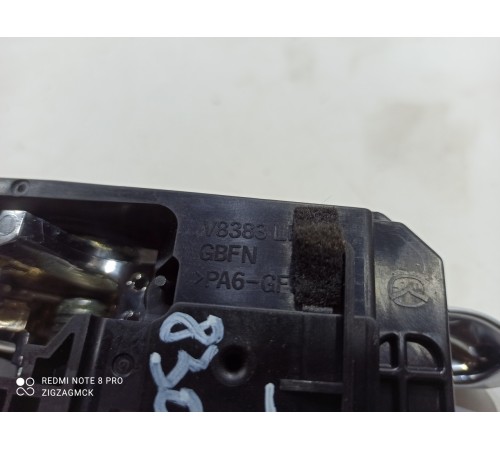 Ручка двери (задняя левая внутренняя)