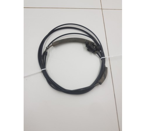 Трос открывания лючка бензобака