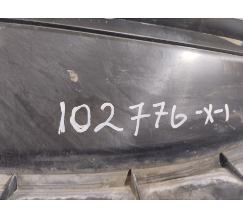 Накладка (пластик) моторного отсека