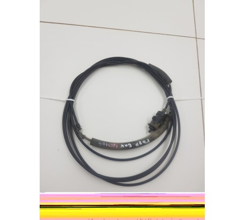 Трос открывания лючка бензобака