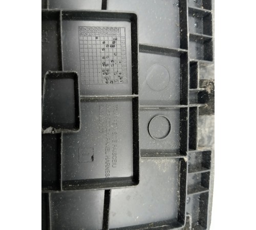 Накладка (заглушка) салона