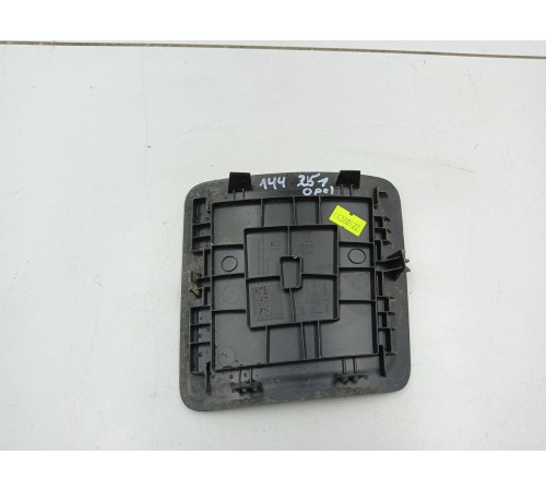 Накладка (заглушка) салона