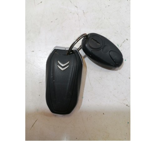 Ключ зажигания