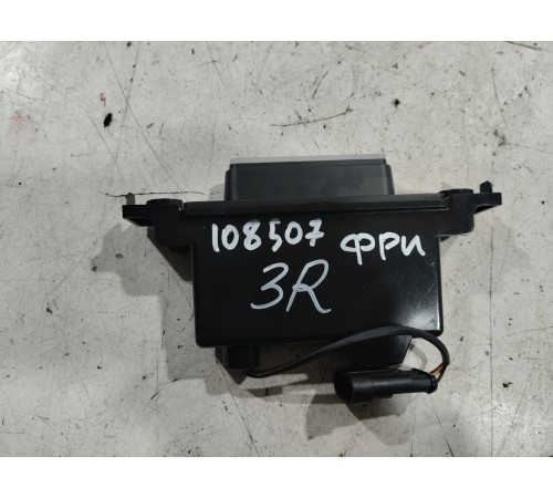 Фонарь подсветки номера правый