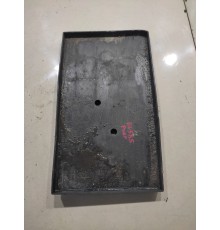 Площадка под аккумулятор (АКБ)