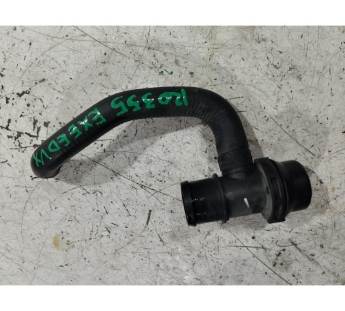 Патрубок системы охлаждения