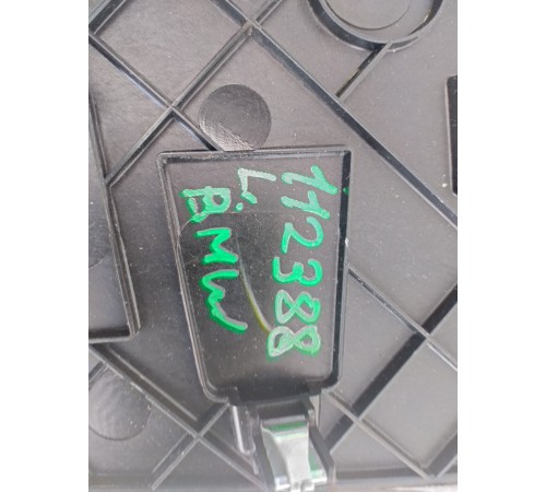 Накладка центральной консоли левая