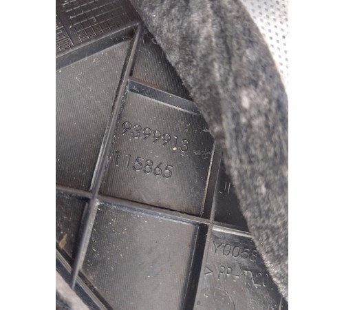 Накладка центральной консоли левая