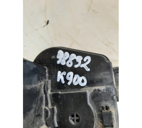 Замок двери (задний правый)