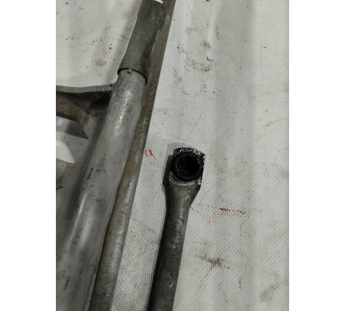 Трапеция стеклоочистителей