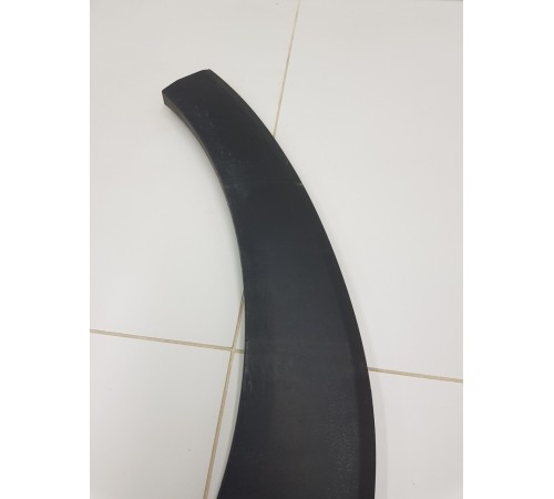 Накладка крыла передняя левая