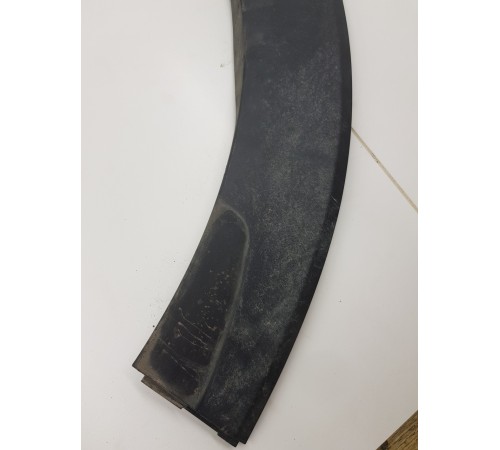 Накладка крыла передняя левая