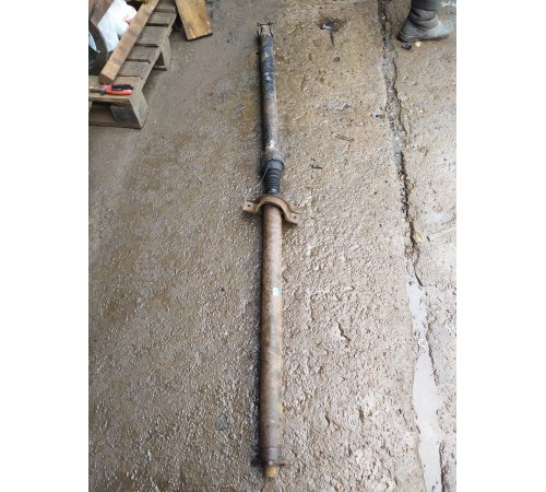 Карданный вал (задний)