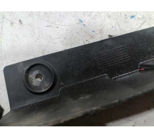 Брызговик передний правый