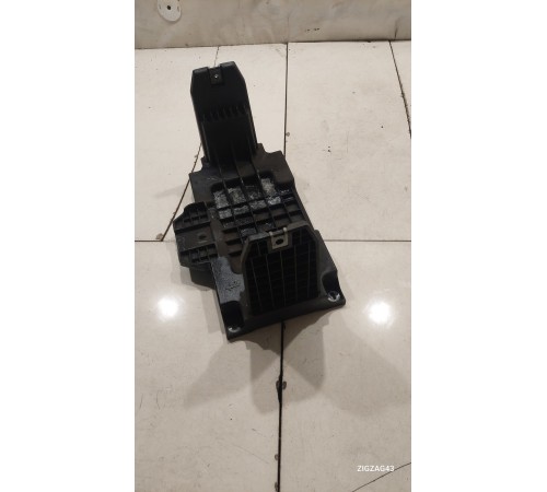 Кронштейн(крепление) салона