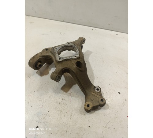 Кулак поворотный задний правый