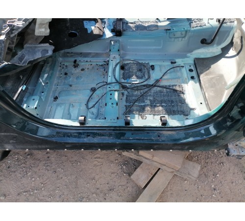 Порог правый с центральной стойкой