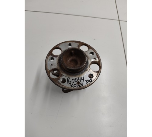 Ступица задняя правая