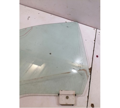 Стекло двери переднее левое многослойное