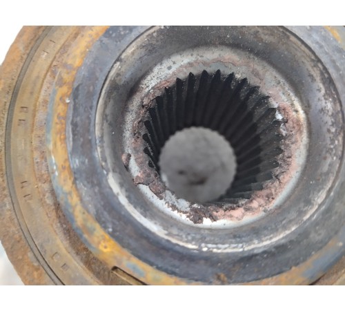 Ступица передняя правая